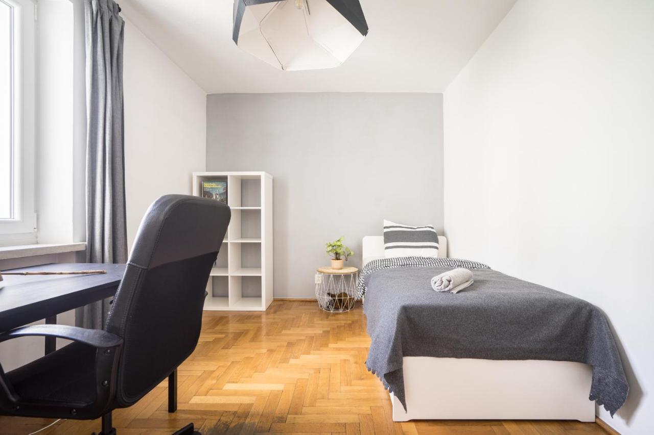 Oomph Warsaw Central 3-Bedroom Flat Exteriér fotografie